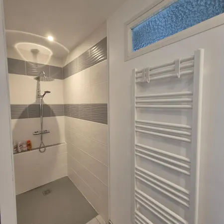 Maison Avec Piscine, Spacieuse Et Climatisee, Campagne Cascade 30 Min Sidobre 45min Albi * Lacaze